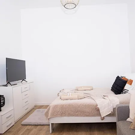 Putova Residence, براغ